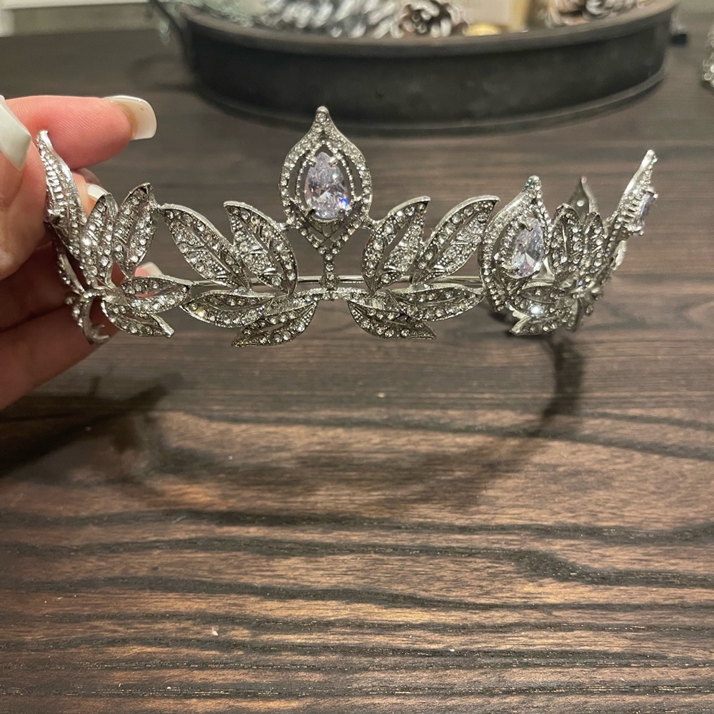 Bridal tiara